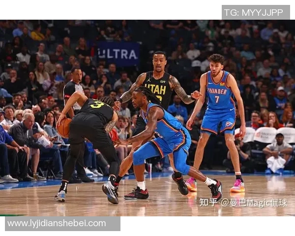 12月6日雷霆对决爵士精彩回顾与赛后分析，谁能在这场较量中脱颖而出